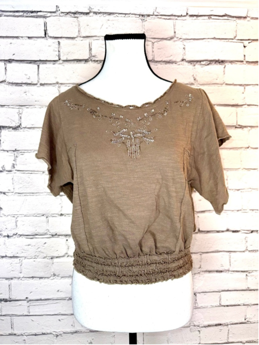 Women's Free People Brown Short Sleeved Shirt Size Small Brown Beaded Boho Smock